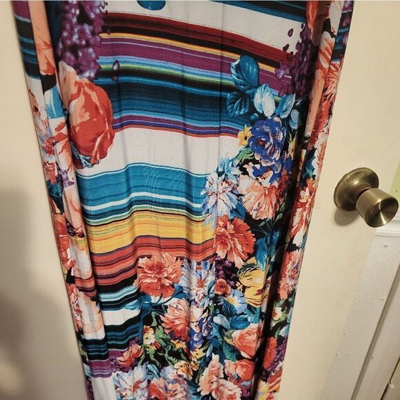 Tianna B. Stripes & Floral Tank Top Maxi Dress, Size M - Picture 6 of 10